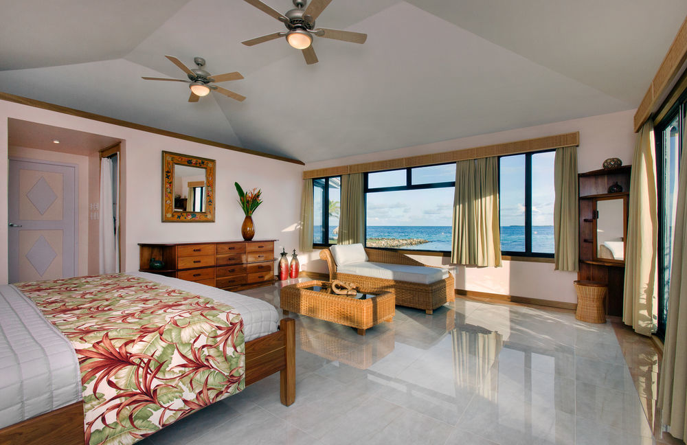 Royal Belize Hotel Thatch Caye ภายนอก รูปภาพ