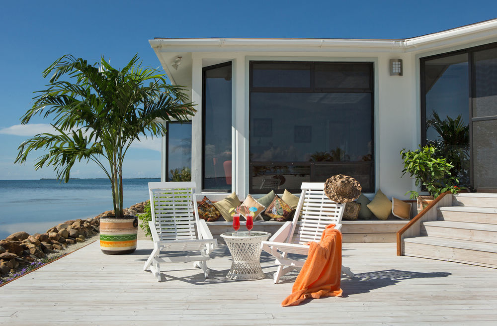 Royal Belize Hotel Thatch Caye ภายนอก รูปภาพ