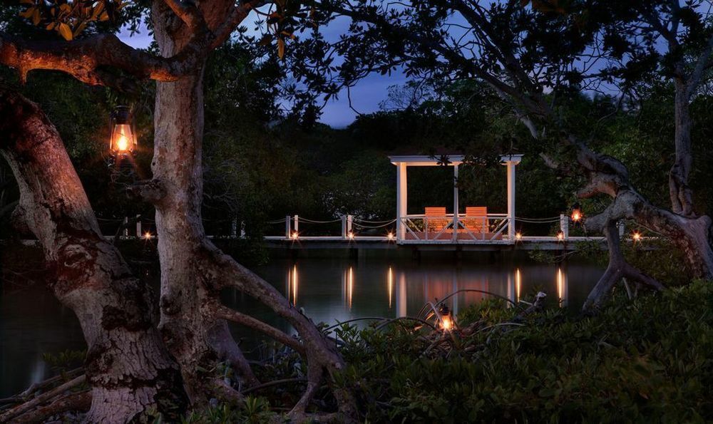 Royal Belize Hotel Thatch Caye ภายนอก รูปภาพ