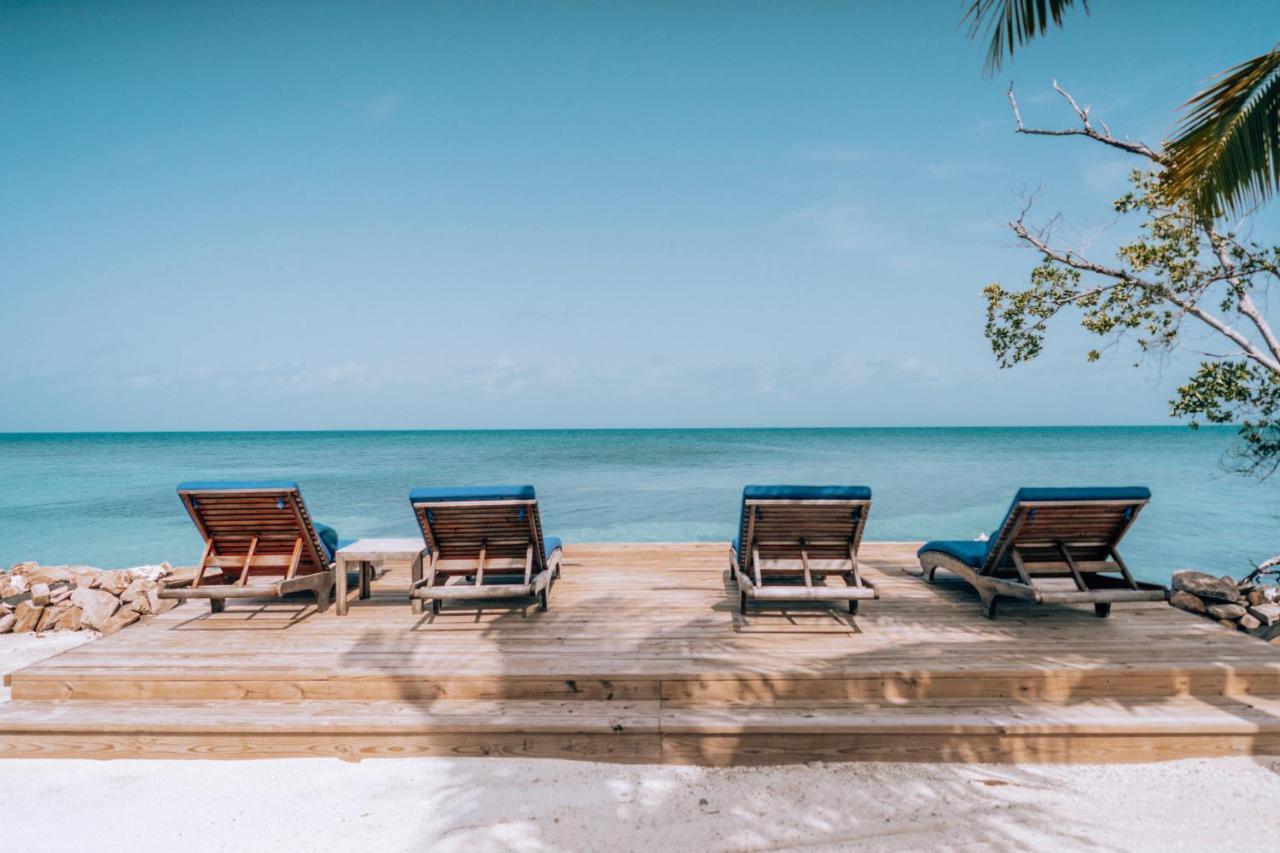 Royal Belize Hotel Thatch Caye ภายนอก รูปภาพ